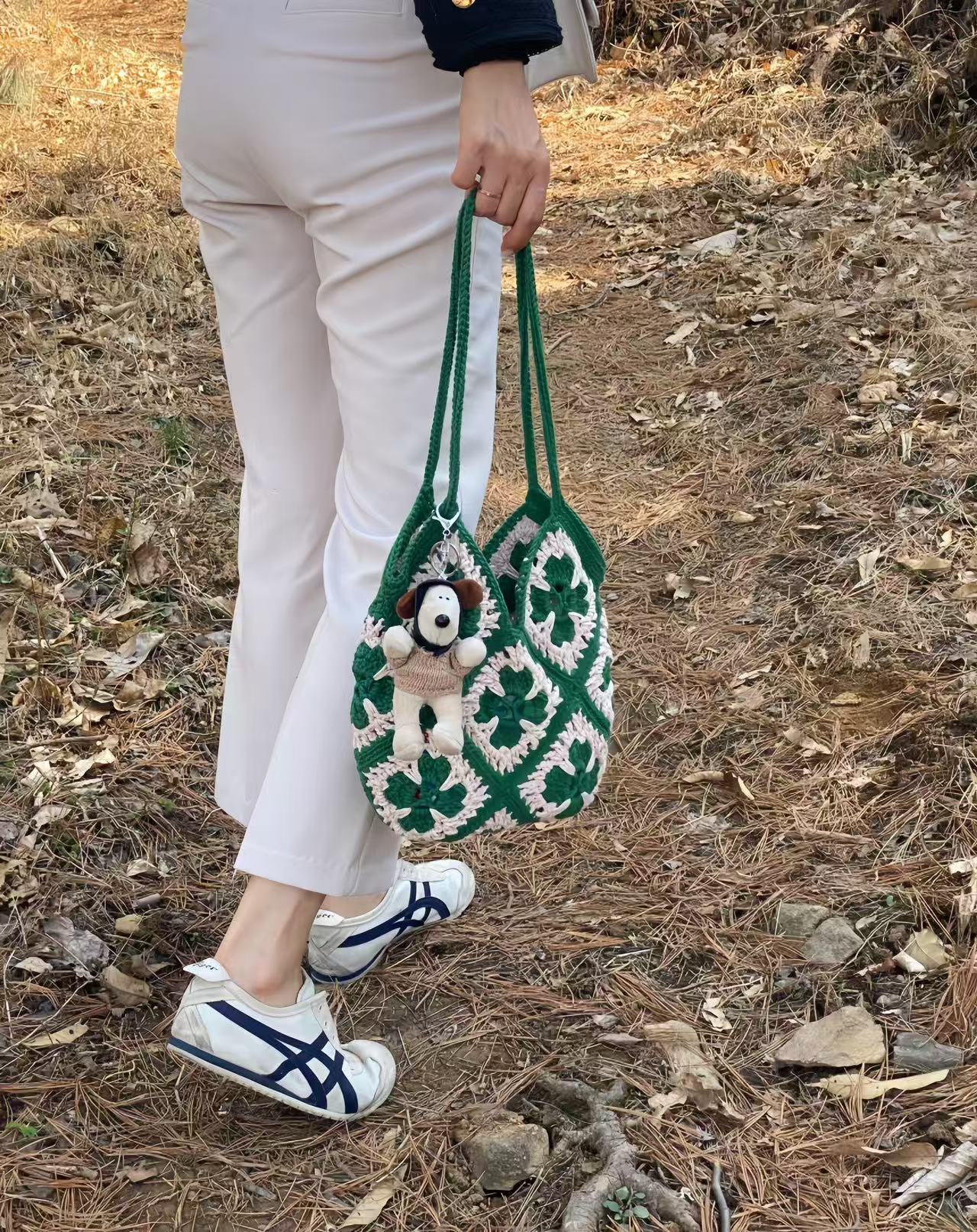 Handmade Crochet Tote Bag, Lucky Clover Knitted Shoulder Bag, Large Capacity Casual Purse for Work and Daily Use