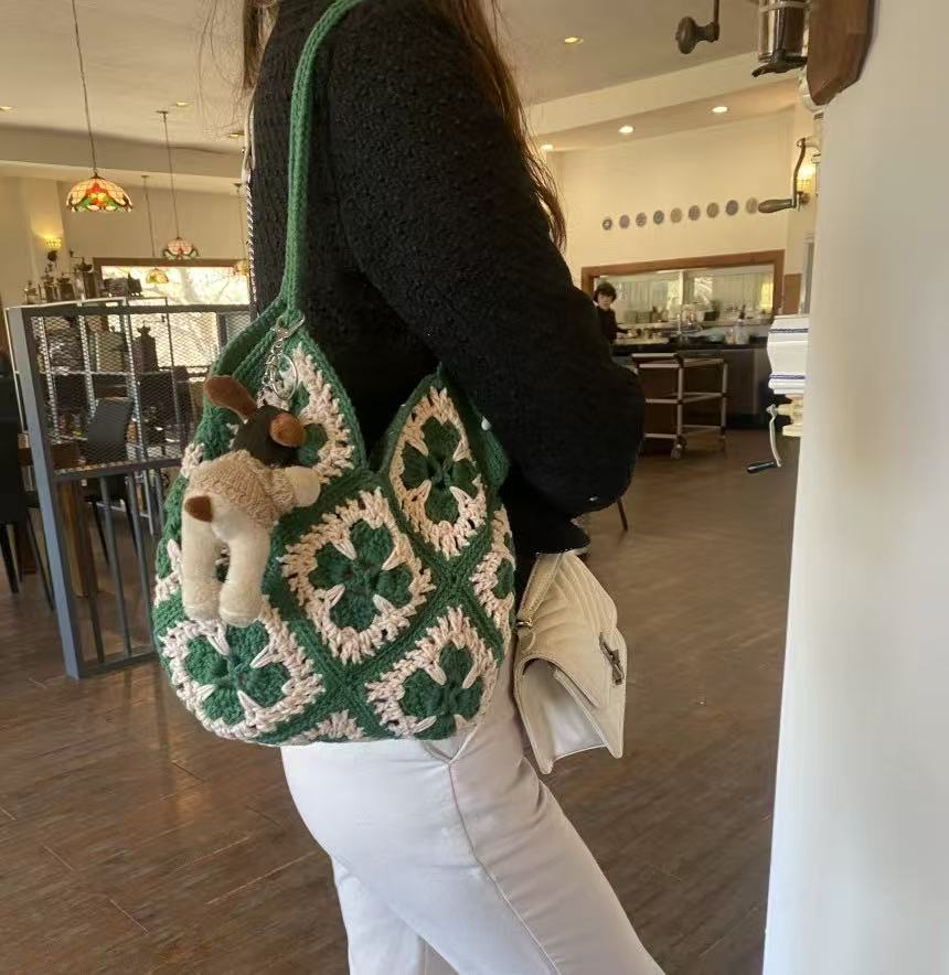 Handmade Crochet Tote Bag, Lucky Clover Knitted Shoulder Bag, Large Capacity Casual Purse for Work and Daily Use