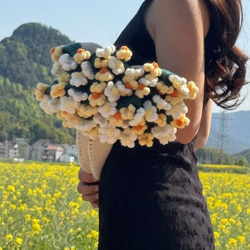 Crochet Daisy Flower Blanket – Perfect Handmade Gift for Mom, Girlfriend & Home Décor