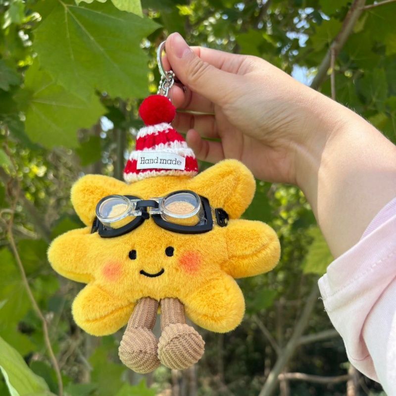 Adorable Sunflower Plush Toy - Cute Backpack Charm for School, Car Keychain, Couple & Student Gift Idea