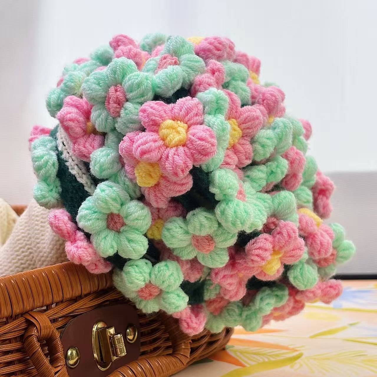 Crochet Daisy Flower Blanket – Perfect Handmade Gift for Mom, Girlfriend & Home Décor